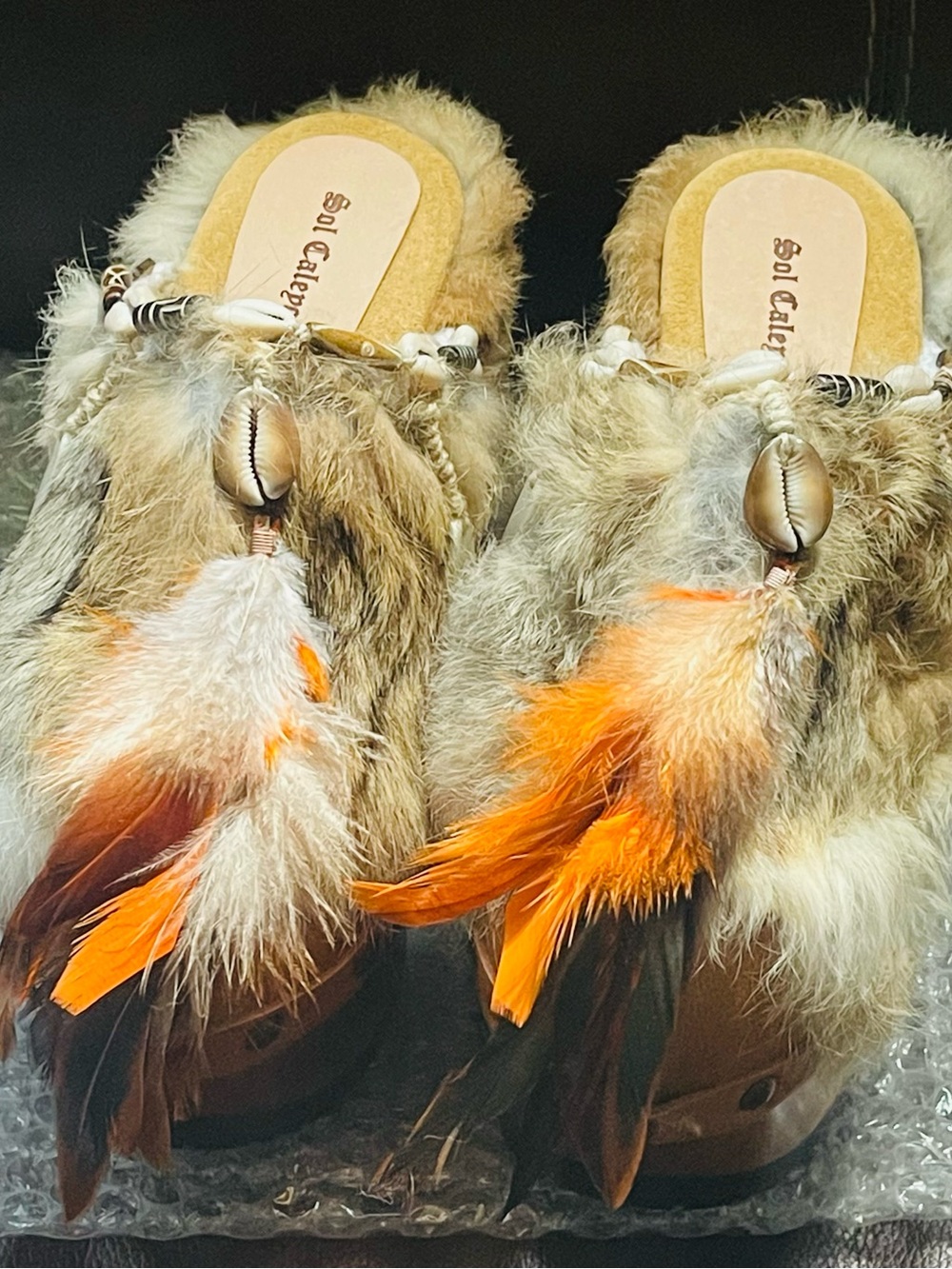 Viking Queen Clog… Sol Caleyo shoes DO NOT come with tags. Fur is not removable